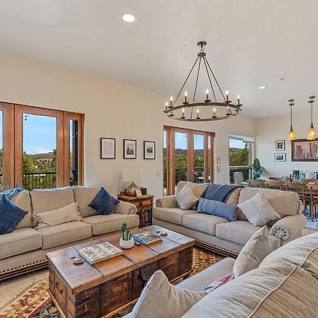 Close To Fresh Creek! Sleeps 12 ~ Amazing Views W/Serene Open Space ~ Hot Tub + Game Room ~ Trails Outside Sedona Exteriör bild