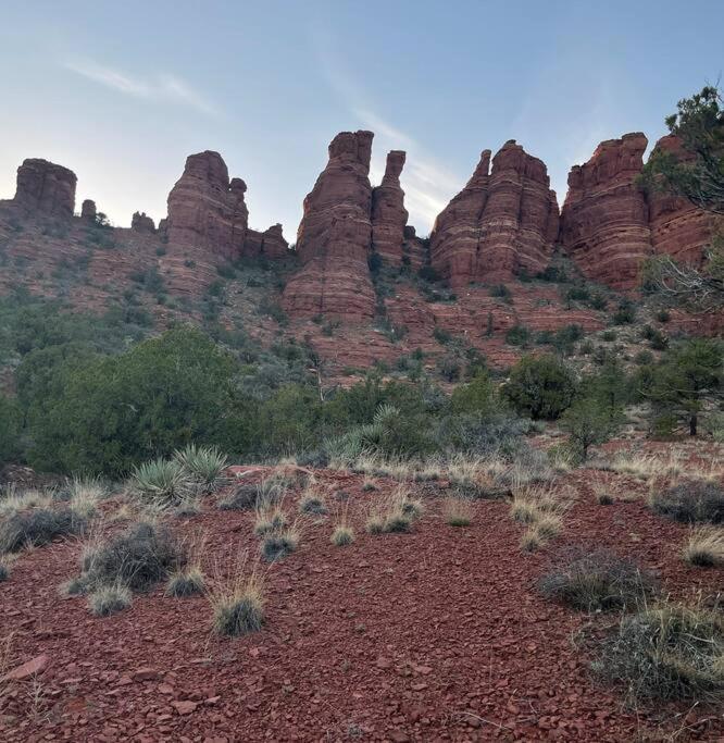 Close To Fresh Creek! Sleeps 12 ~ Amazing Views W/Serene Open Space ~ Hot Tub + Game Room ~ Trails Outside Sedona Exteriör bild